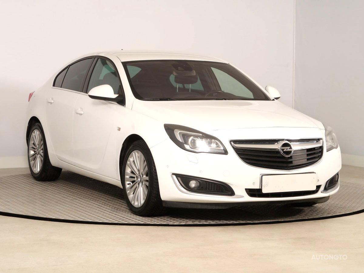 Opel Insignia, 2015 - celkový pohled