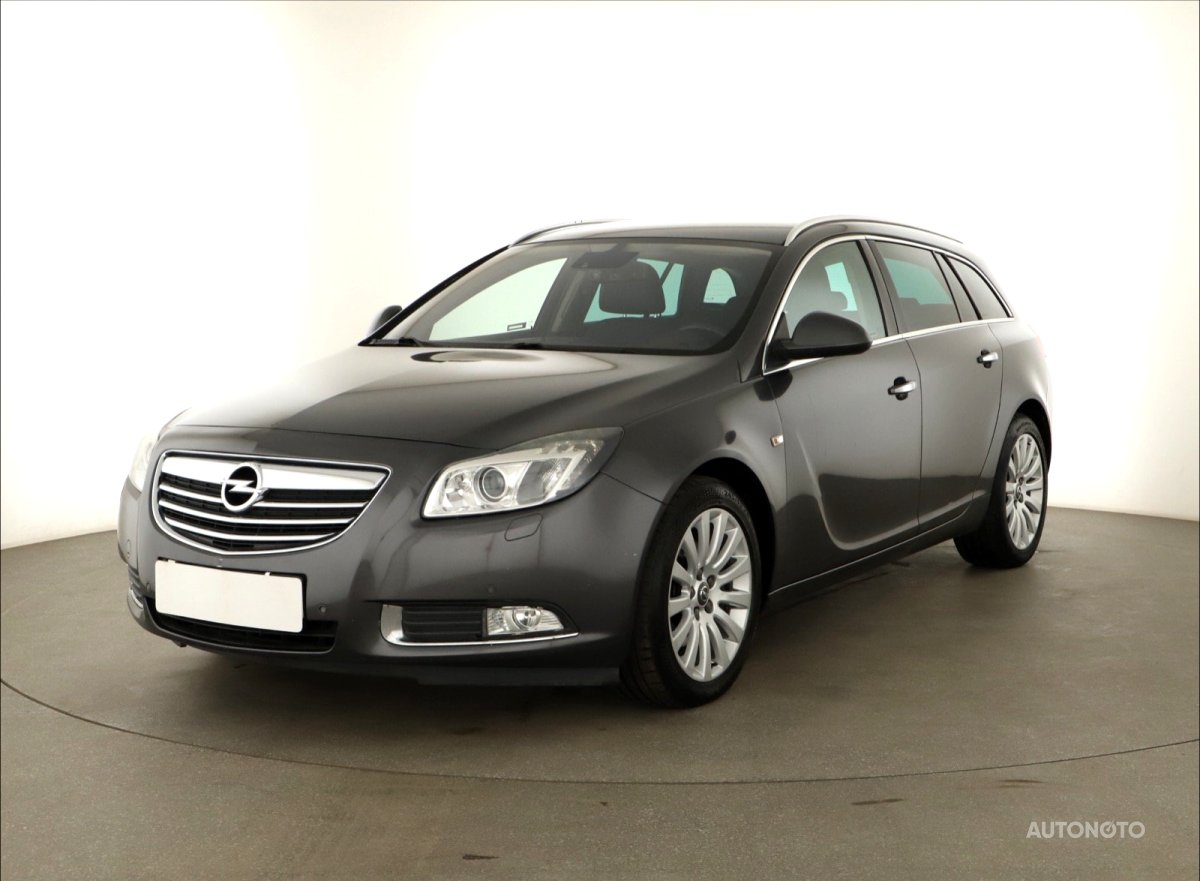Opel Insignia, 2009 - pohled č. 3