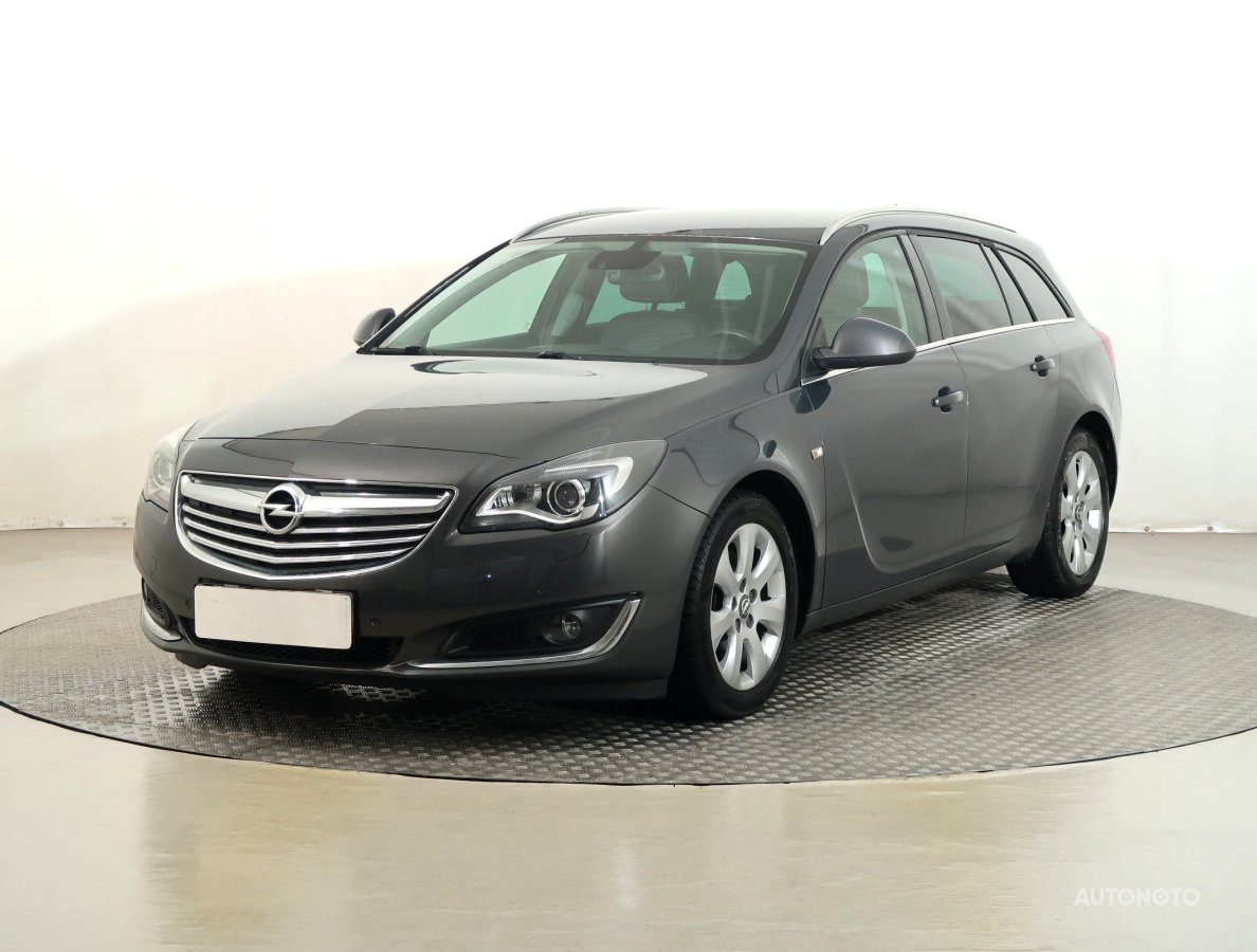 Opel Insignia, 2014 - pohled č. 3