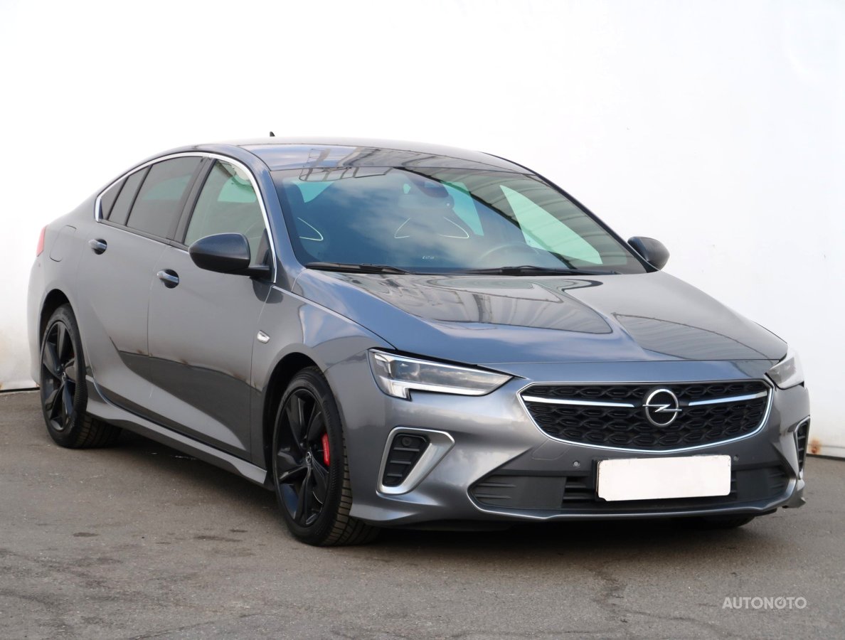 Opel Insignia, 2021 - celkový pohled