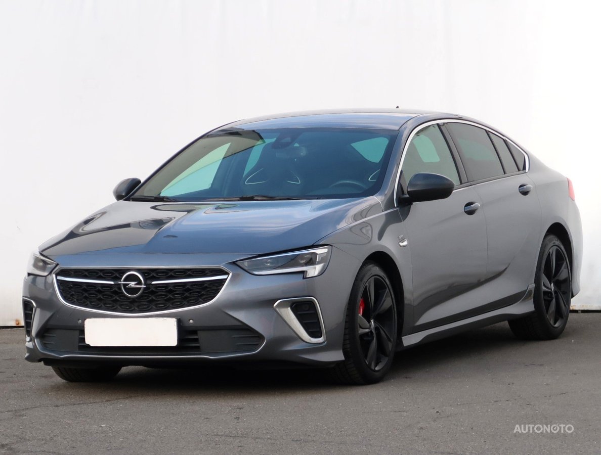 Opel Insignia, 2021 - pohled č. 3