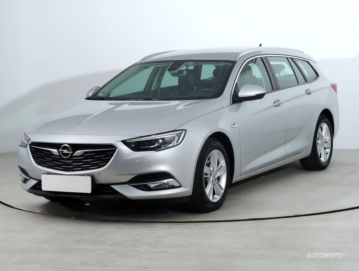 Opel Insignia, 2019 - pohled č. 3