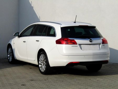 Opel Insignia, 2011 - pohled č. 7