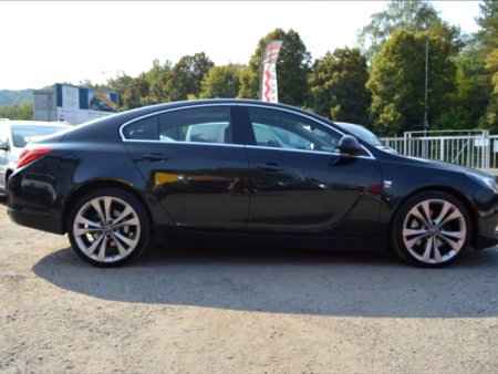 Opel Insignia, 2010 - pohled č. 4