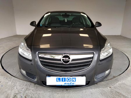 Opel Insignia, 2011 - pohled č. 2