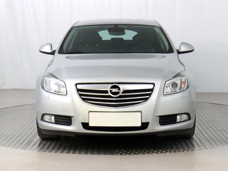 Opel Insignia, 2011 - pohled č. 2