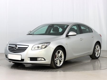 Opel Insignia, 2011 - pohled č. 3