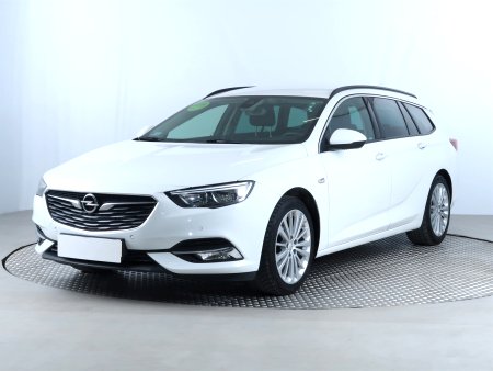 Opel Insignia, 2017 - pohled č. 3