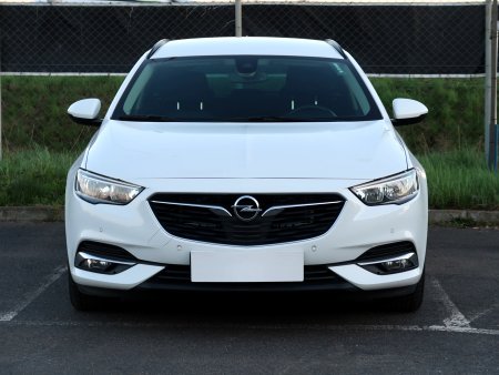 Opel Insignia, 2018 - pohled č. 2