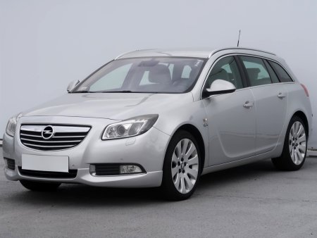 Opel Insignia, 2010 - pohled č. 3