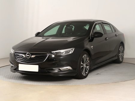 Opel Insignia, 2017 - pohled č. 3