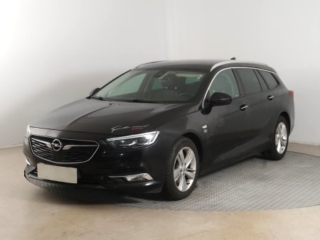 Opel Insignia, 2017 - pohled č. 3
