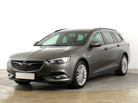 Opel Insignia, 2018 - pohled č. 3