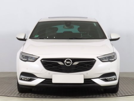 Opel Insignia, 2017 - pohled č. 2