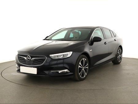 Opel Insignia, 2018 - pohled č. 3