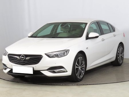 Opel Insignia, 2017 - pohled č. 3