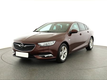 Opel Insignia, 2017 - pohled č. 3