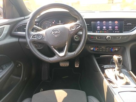 Opel Insignia, 2021 - pohled č. 3