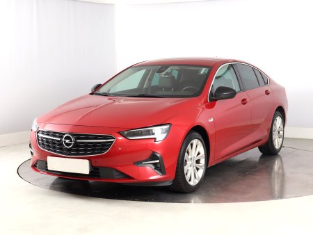 Opel Insignia, 2021 - pohled č. 3