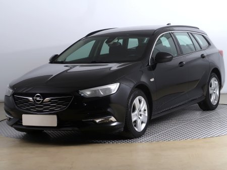 Opel Insignia, 2018 - pohled č. 3