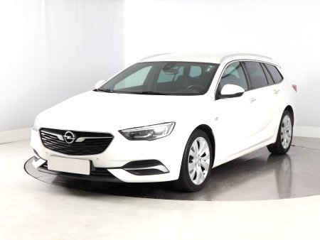 Opel Insignia, 2019 - pohled č. 3