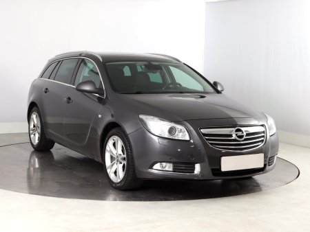 Opel Insignia, 2011