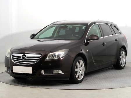Opel Insignia, 2012 - pohled č. 3