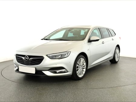 Opel Insignia, 2018 - pohled č. 3