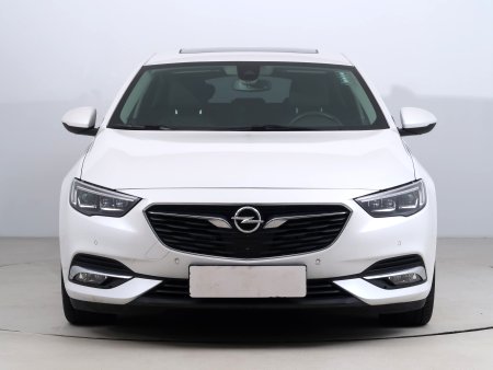 Opel Insignia, 2017 - pohled č. 2