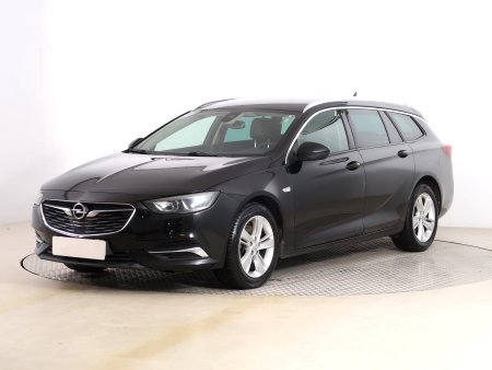 Opel Insignia, 2020 - pohled č. 3
