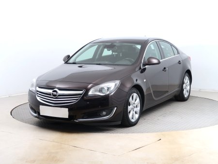 Opel Insignia, 2015 - pohled č. 3
