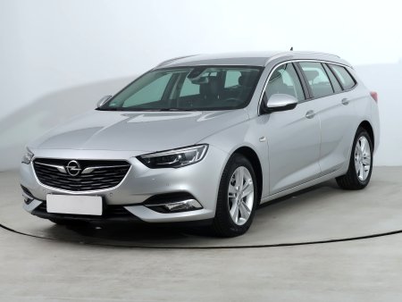 Opel Insignia, 2019 - pohled č. 3
