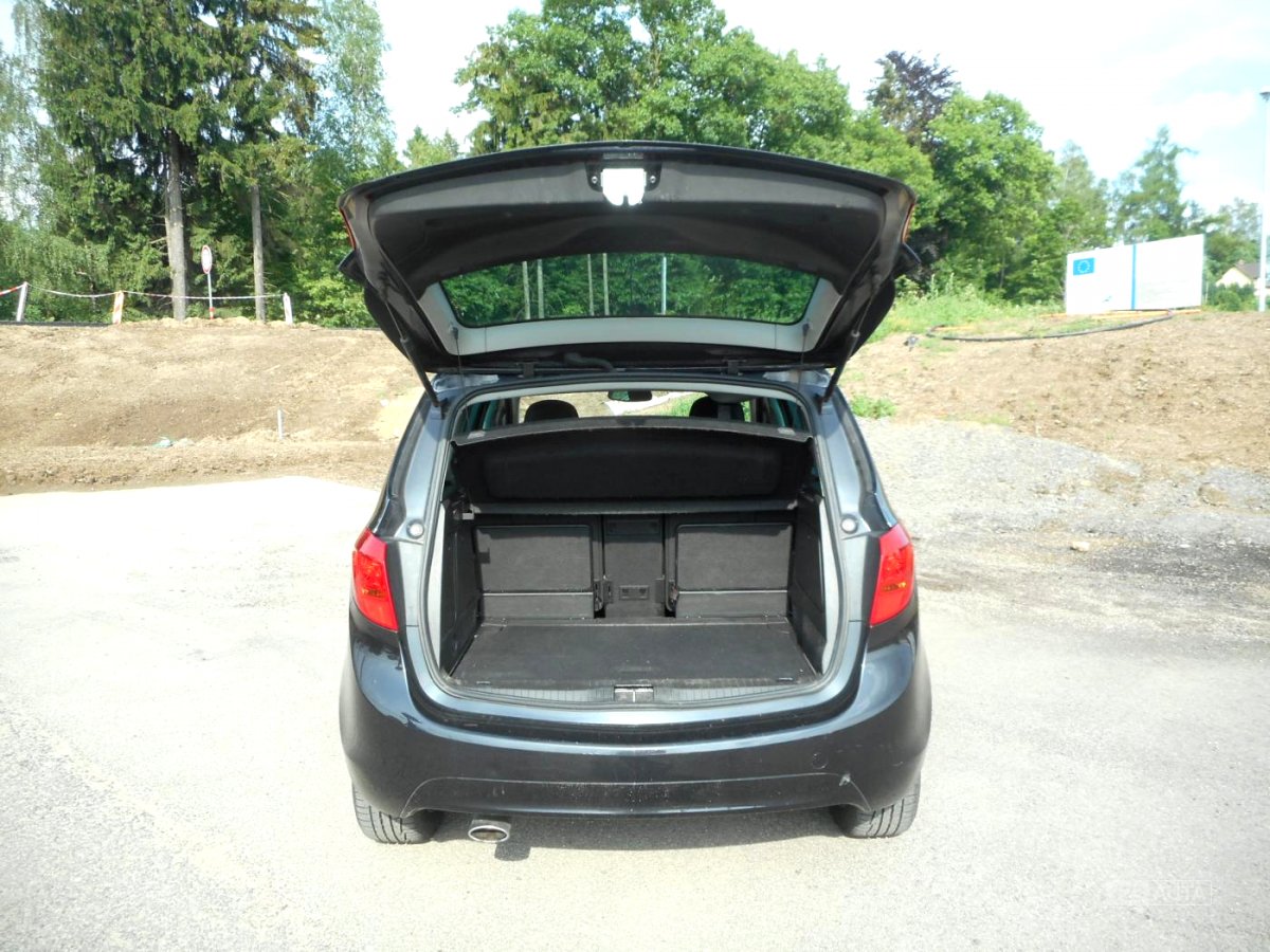 Opel Meriva, 2011 - pohled č. 26