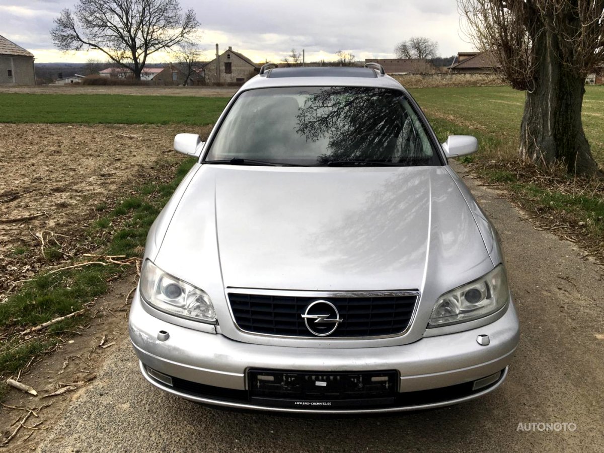 Opel Omega, 2003 - pohled č. 3