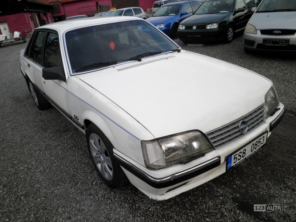 Opel Senator, 1986 - celkový pohled