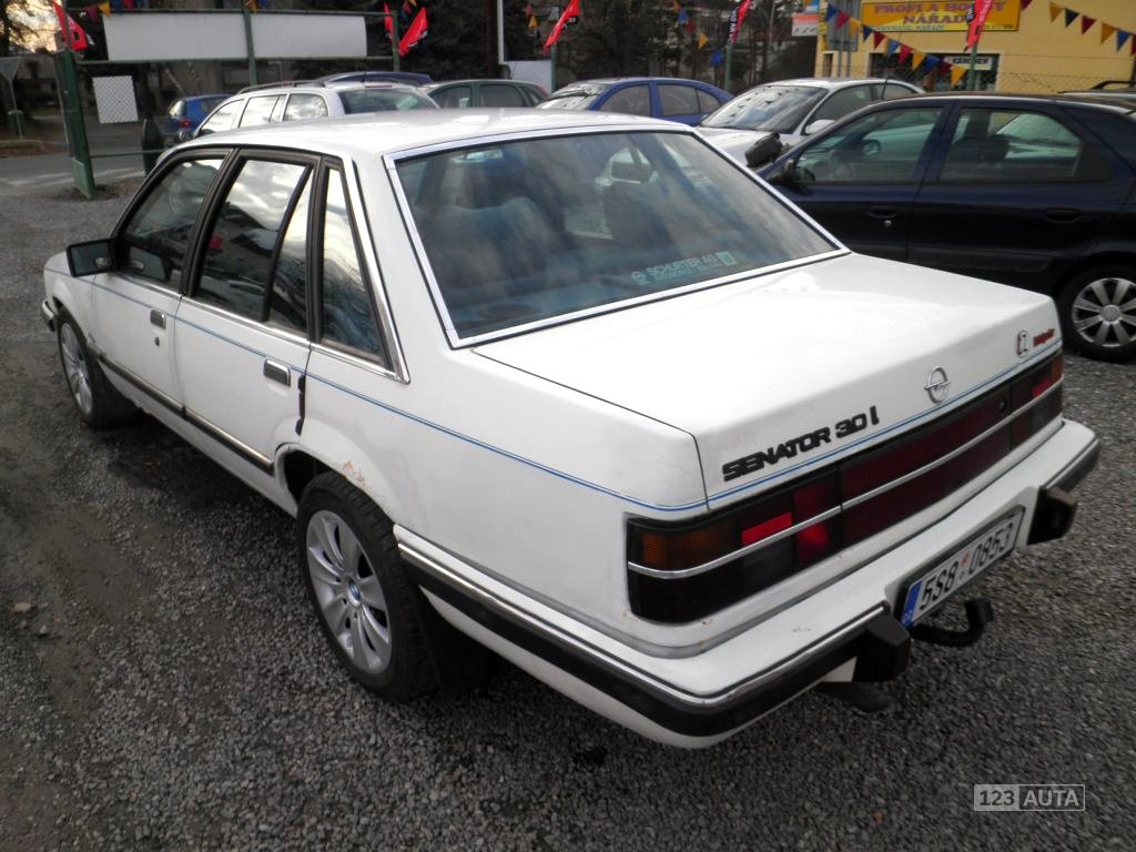 Opel Senator, 1986 - pohled č. 7