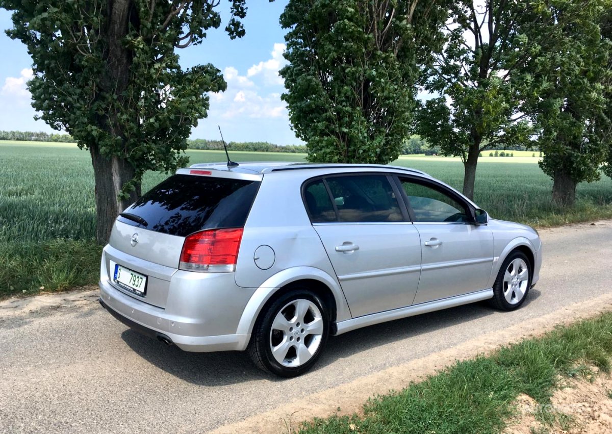 Opel Signum, 2005 - pohled č. 6