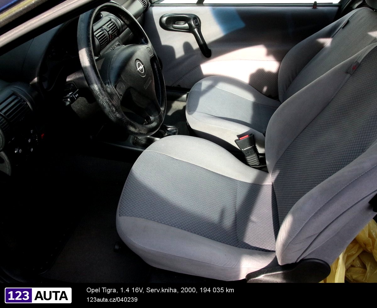 Opel Tigra, 2000 - pohled č. 14