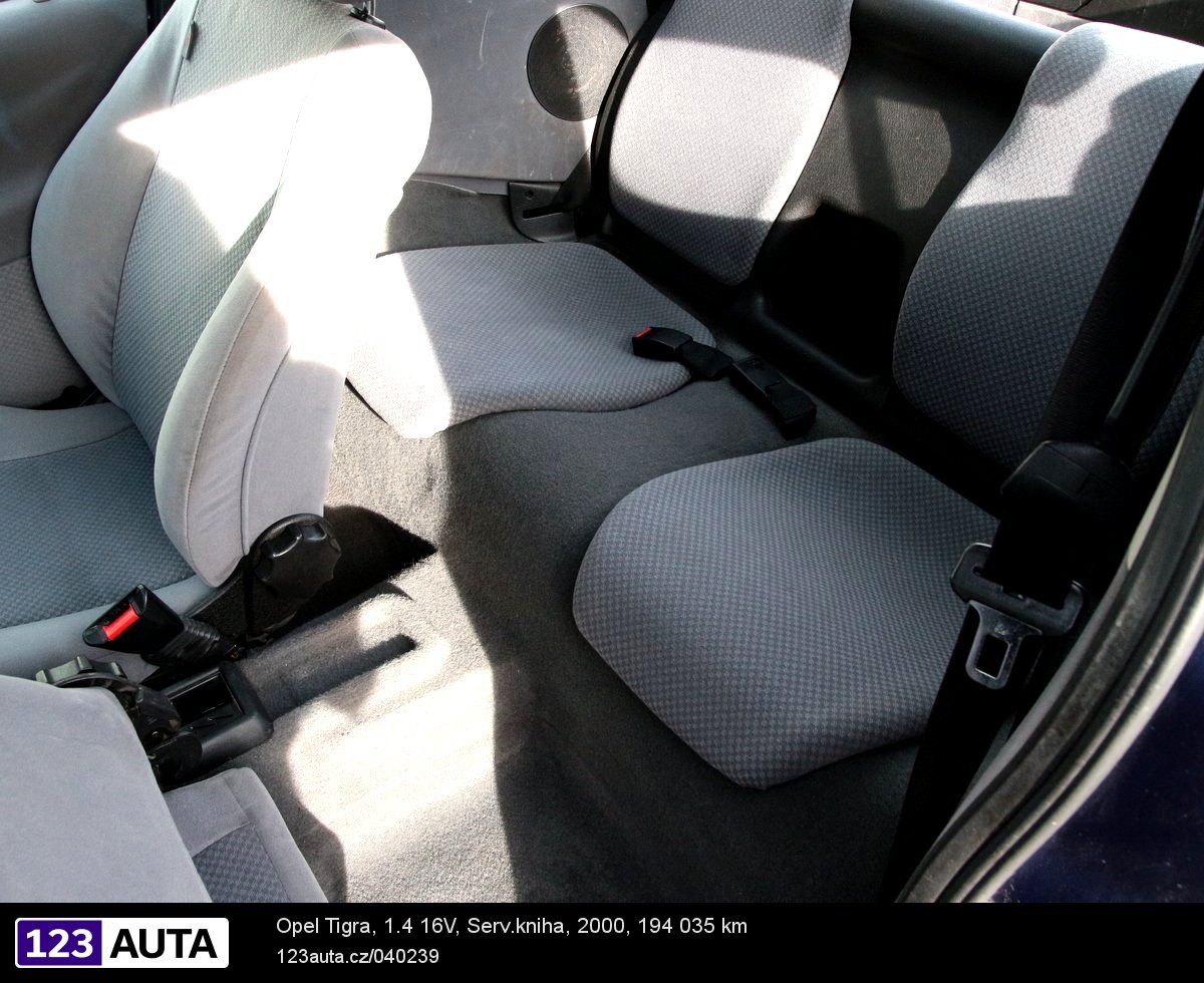 Opel Tigra, 2000 - pohled č. 15