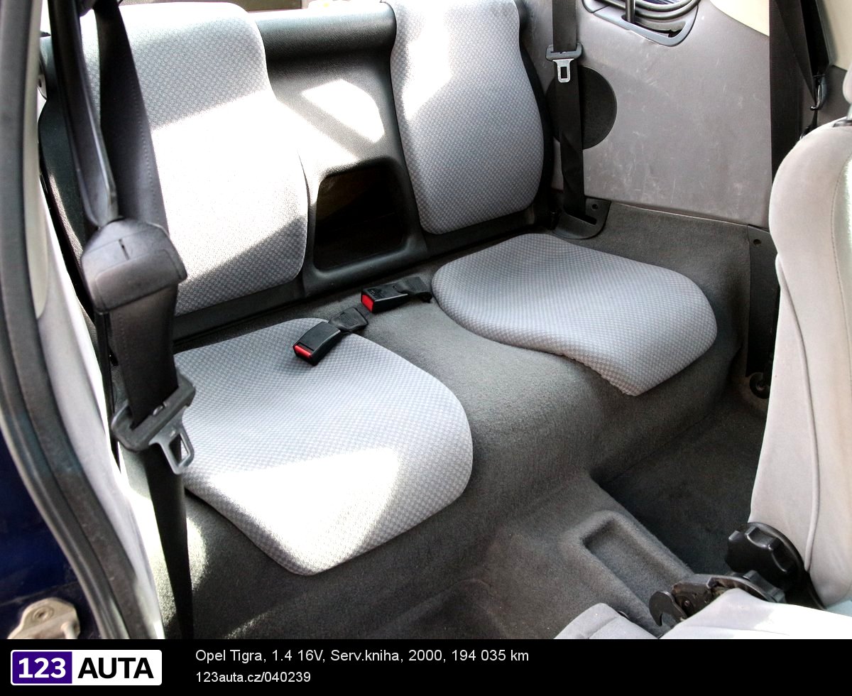 Opel Tigra, 2000 - pohled č. 17