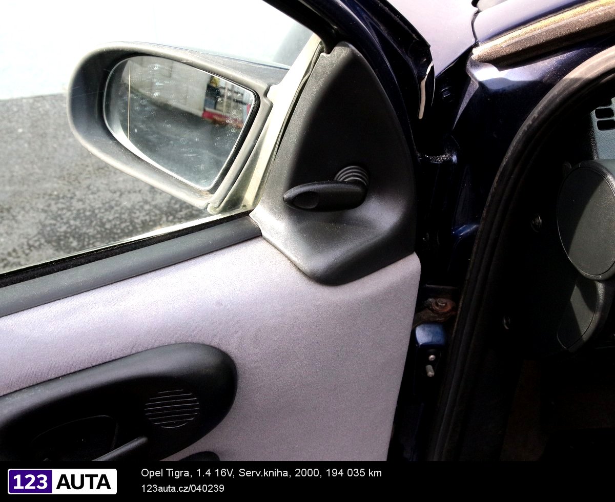 Opel Tigra, 2000 - pohled č. 19