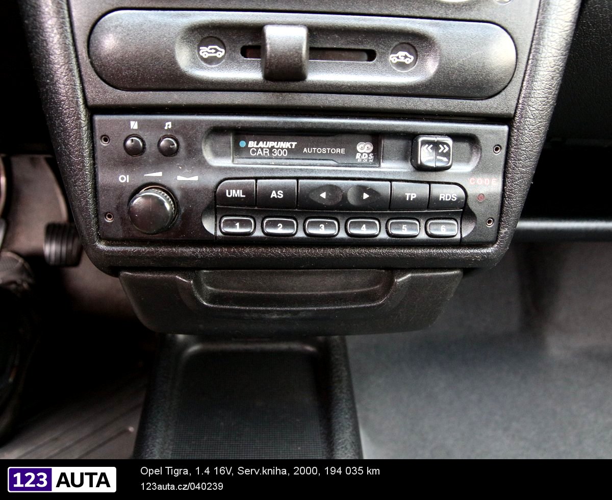 Opel Tigra, 2000 - pohled č. 21