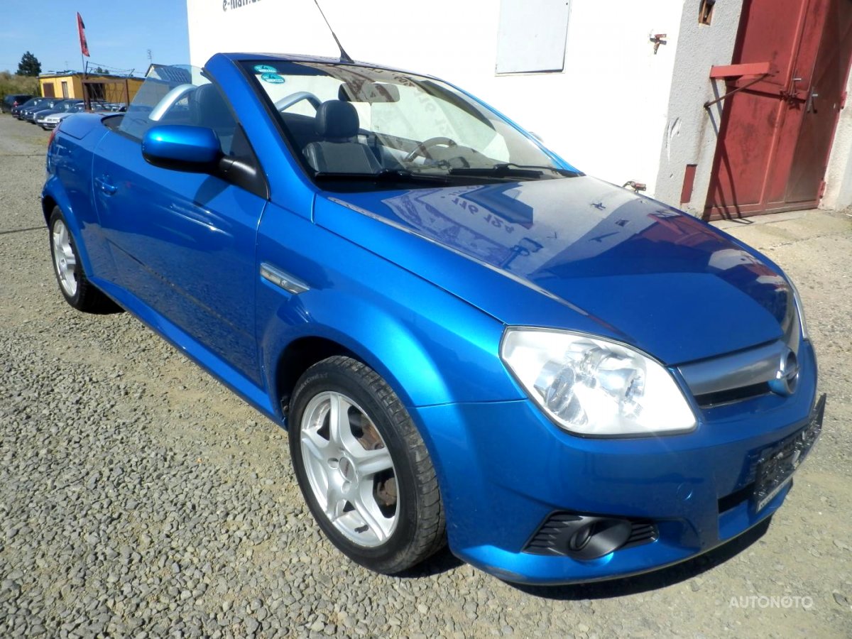 Opel Tigra, 2005 - pohled č. 3