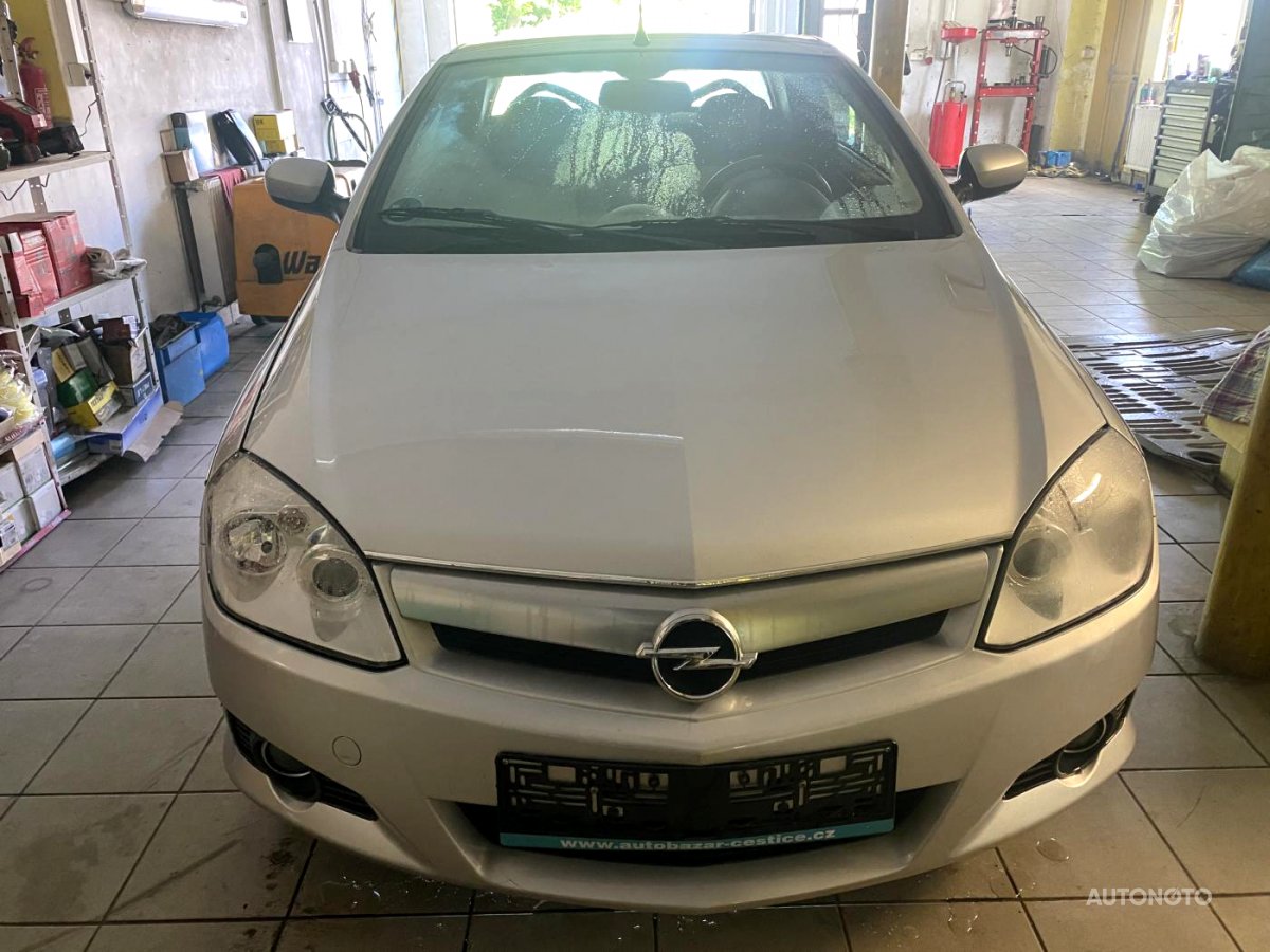 Opel Tigra, 2005 - celkový pohled