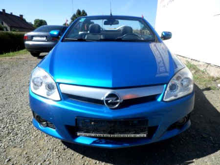 Opel Tigra, 2005 - pohled č. 2