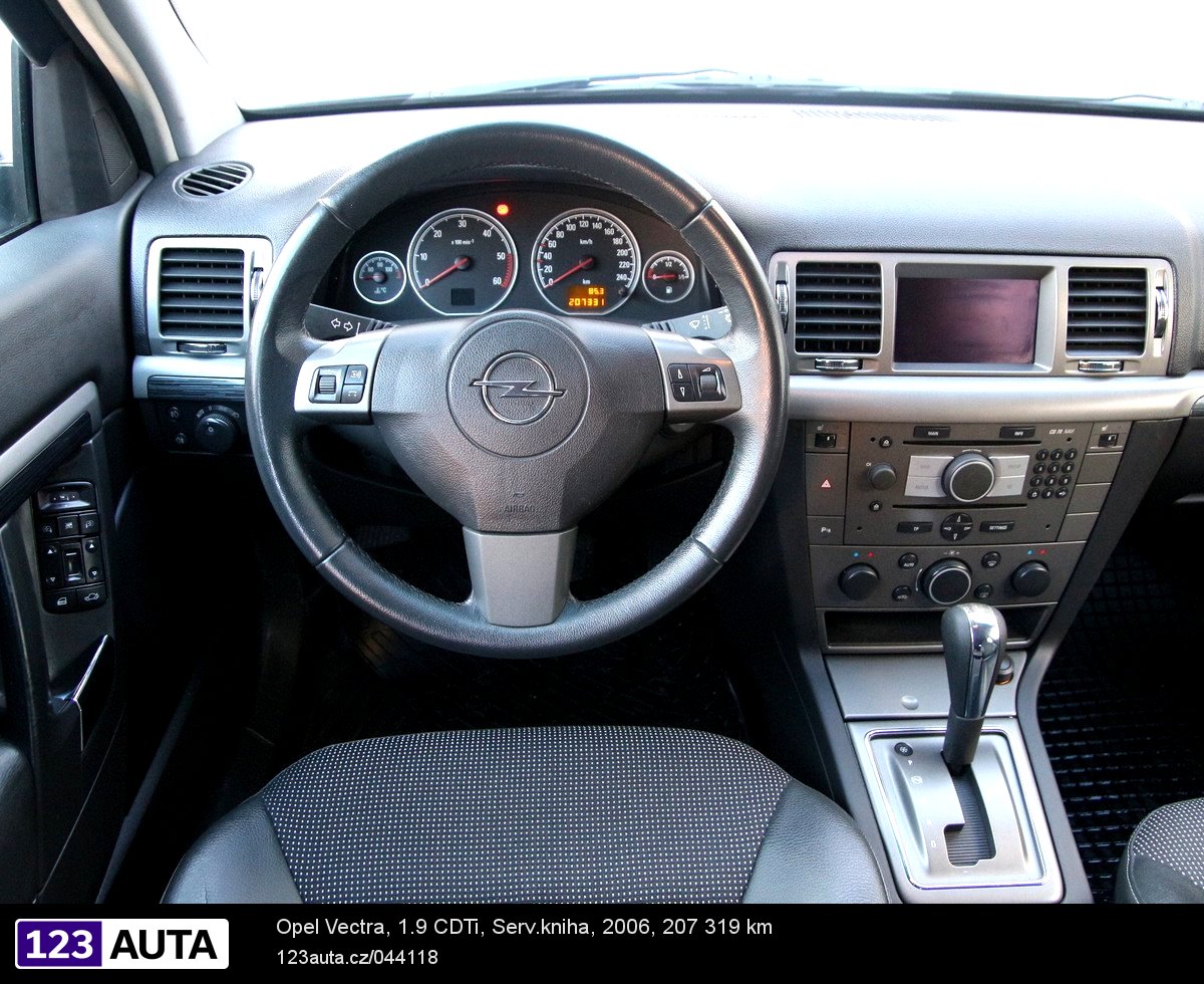 Opel Vectra, 2006 - pohled č. 13
