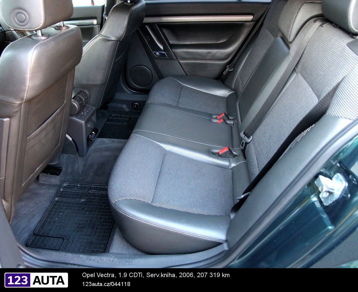 Opel Vectra, 2006 - pohled č. 16