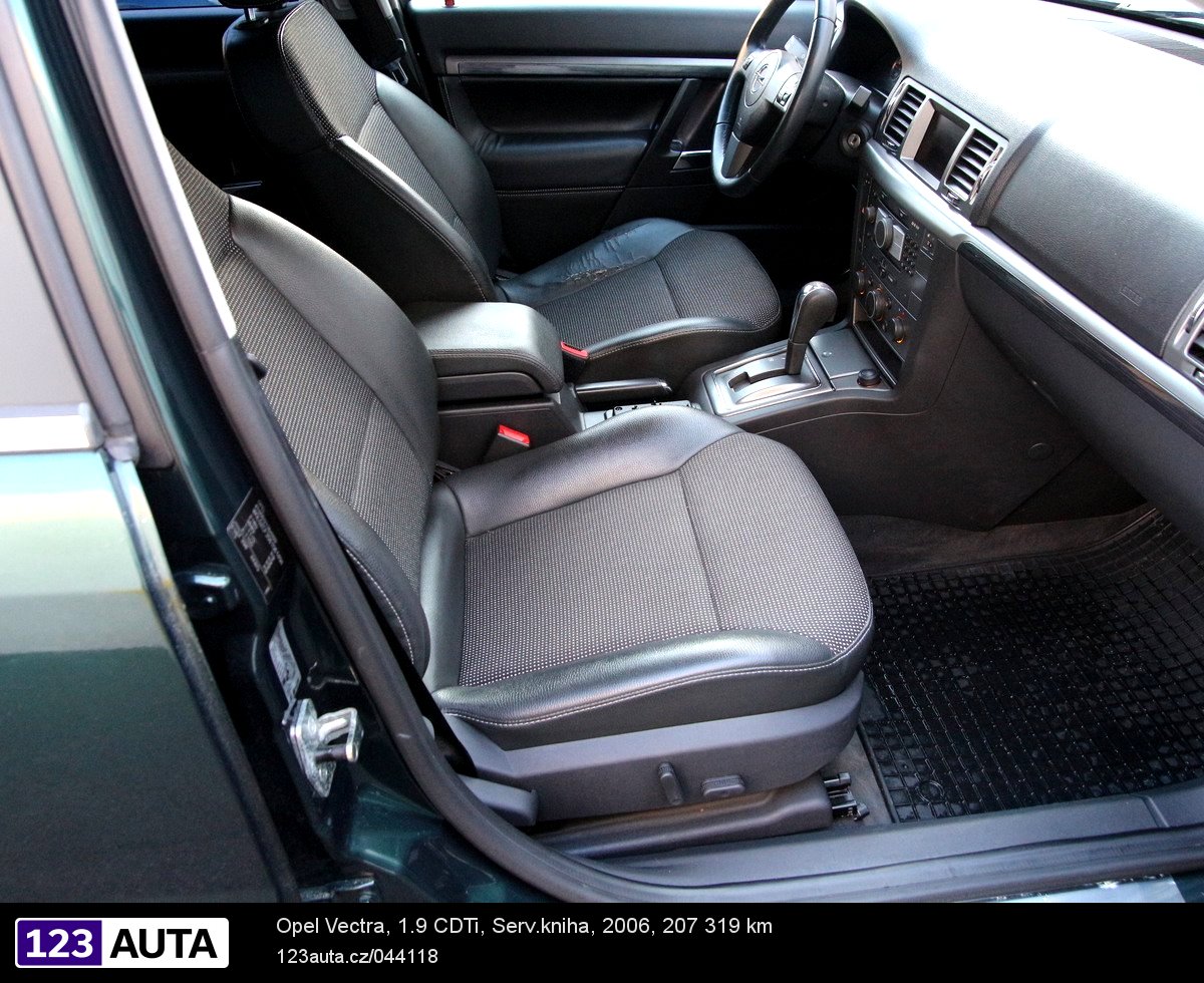Opel Vectra, 2006 - pohled č. 17