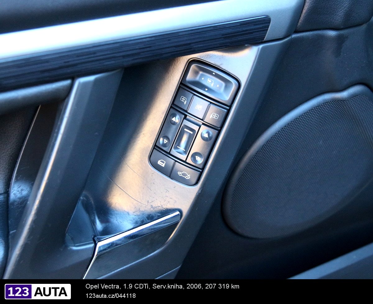 Opel Vectra, 2006 - pohled č. 19