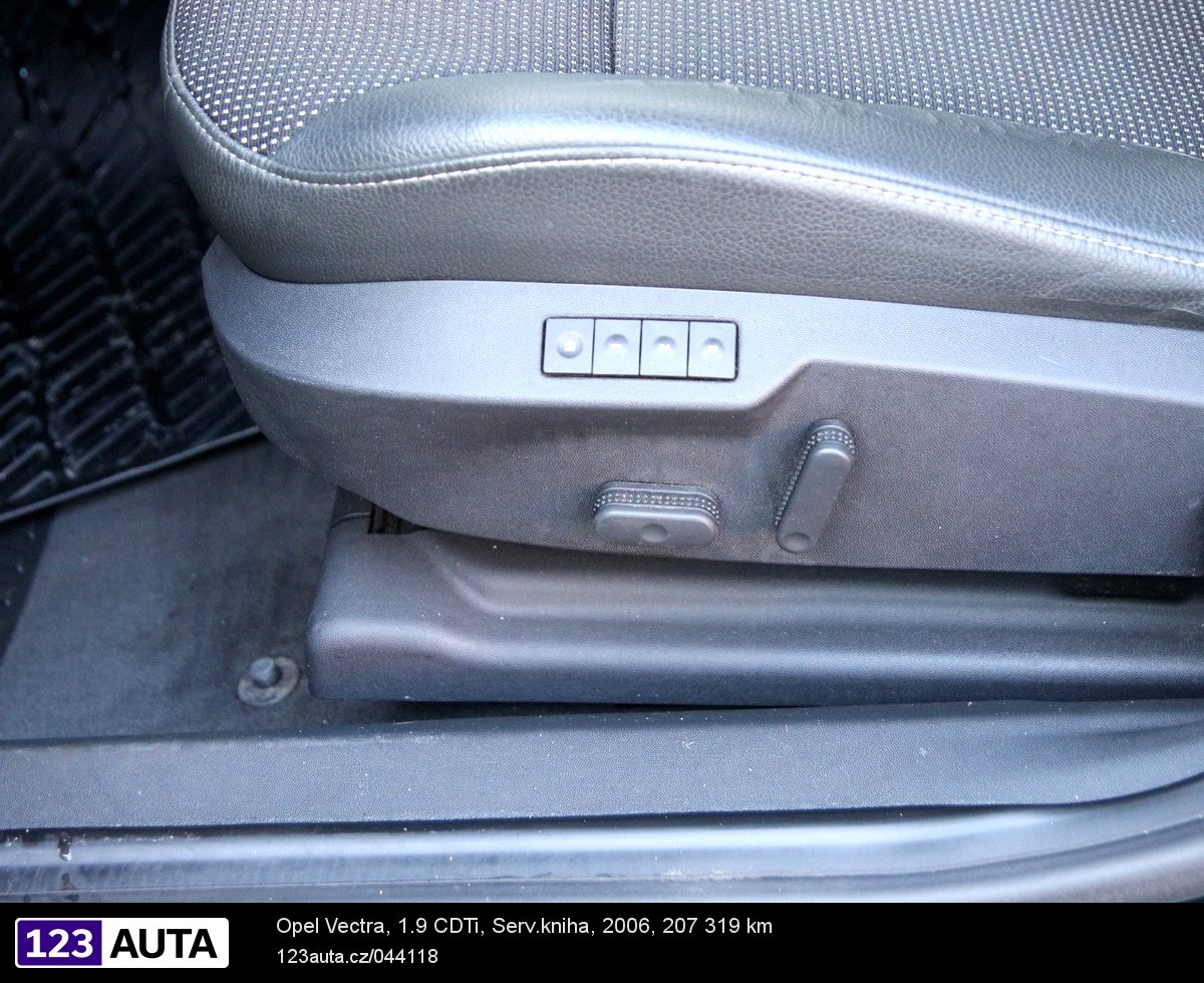 Opel Vectra, 2006 - pohled č. 20